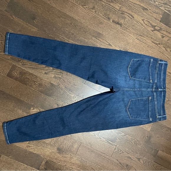 FRAME Ali High Rise Cigarette Denim Jeans - Picture 8 of 14